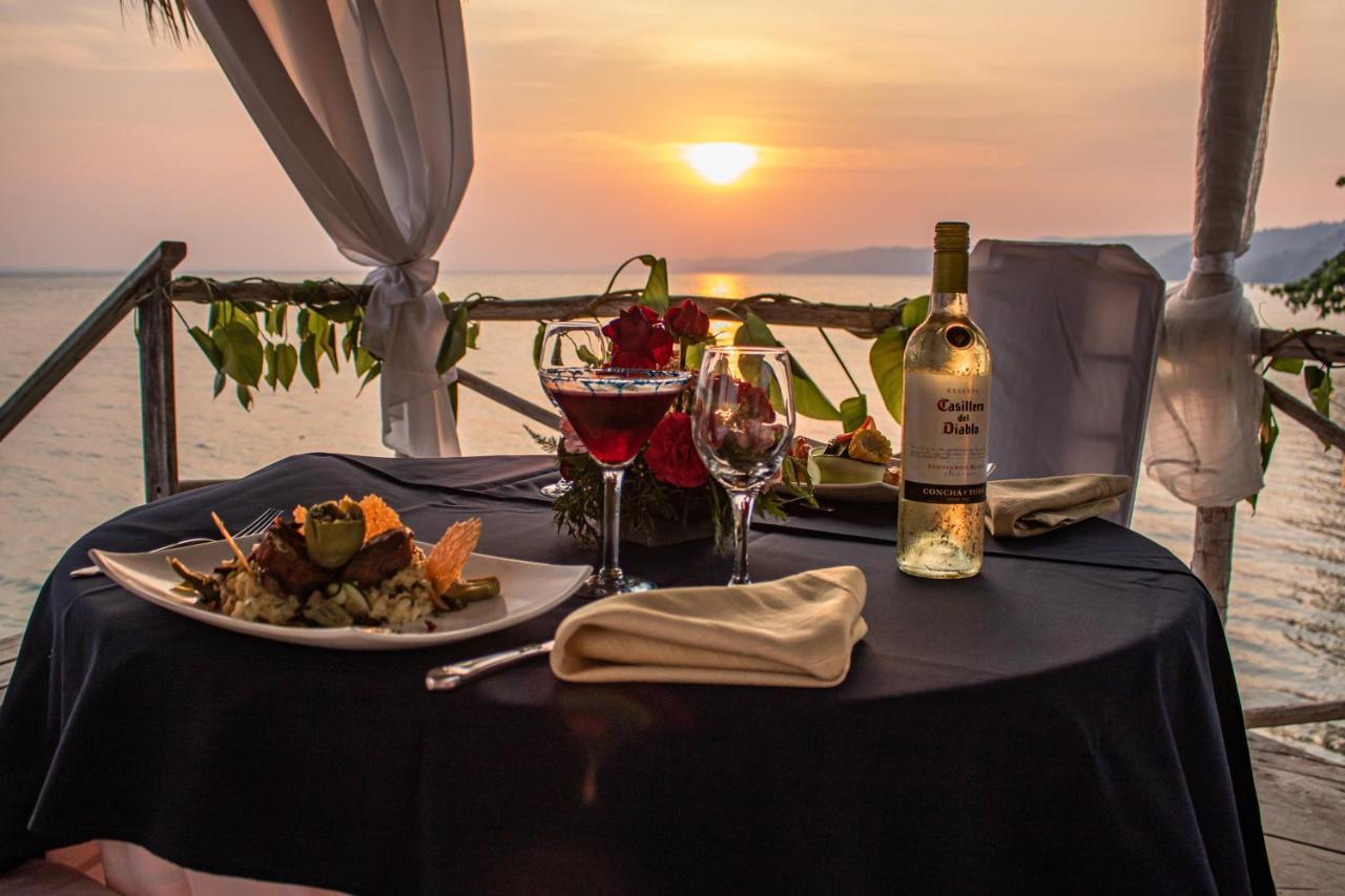Camino Real Tikal‎ Hotel Ел Ремате Екстериор снимка