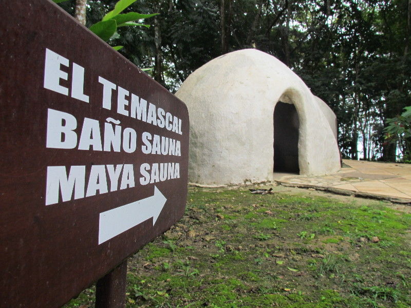Camino Real Tikal‎ Hotel Ел Ремате Екстериор снимка